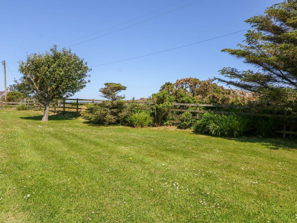 Villa Charming 2 Bed House Near Rhoscolyn Discounts For Holyhead Exterior foto